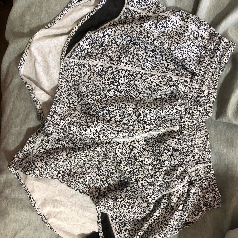 Lululemon size 6 shorts long